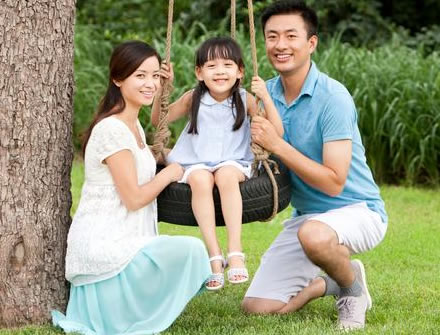 中年夫妻要学会换位思考，理解对方的压力与付出
