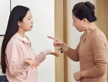 女人在婚姻里，不要当软柿子，否则只会被婆婆拿捏